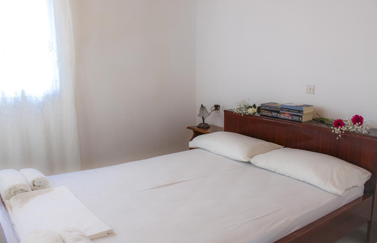 Pelagion II Sea Coral - Beachfront Holiday Home Kypseli Екстериор снимка